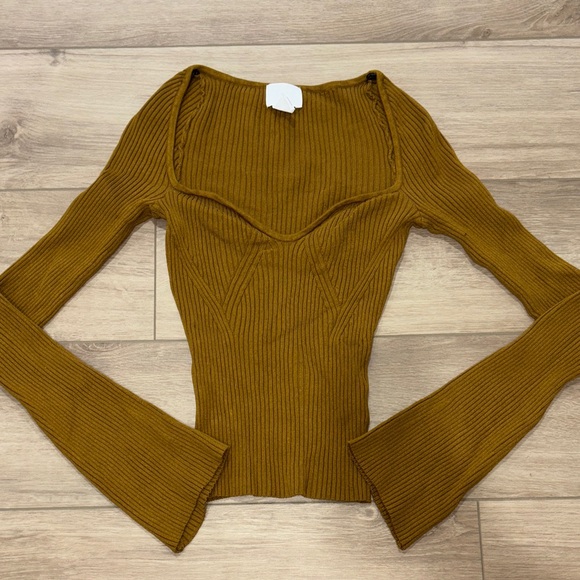 H&M Tops - H&M Women's Mustard Ribbed Long Sleeve Top with bell sleeves size small